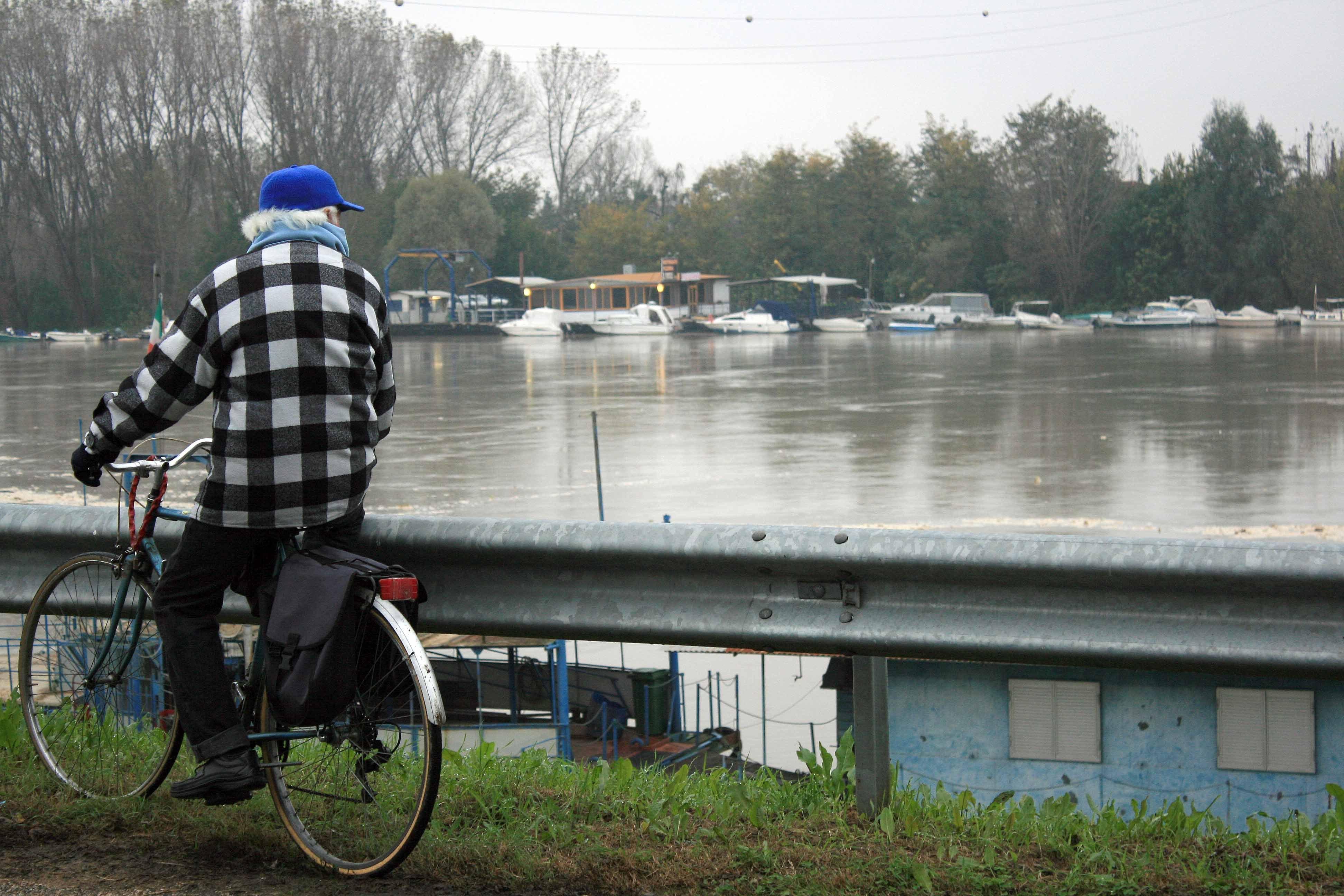 La piena sta passando senza problemi