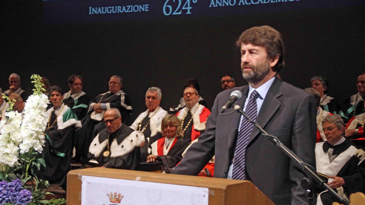 Il ministro ieri alla cerimonia Unife