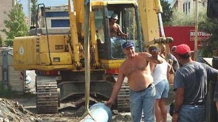 Petizione per sanare 225 chilometri di tubi all’amianto