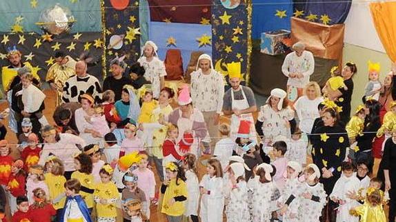 Niente recita di Natale a scuola «Solo una scelta organizzativa»