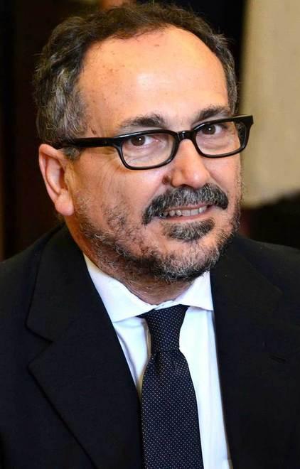 Tregua al Lirico, stipendi in arrivo 