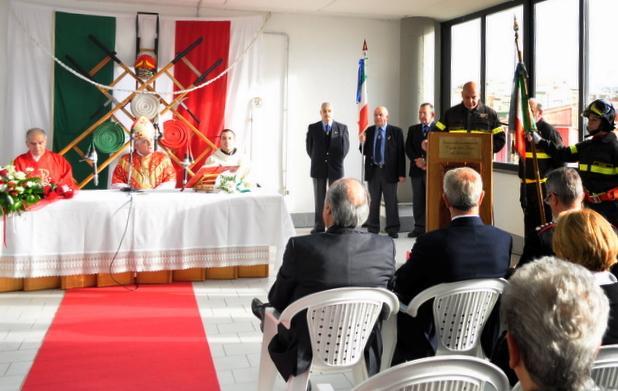 Vigili del fuoco, festa in caserma 