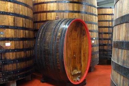 Aceto di vino sequestrato, processo per frode 