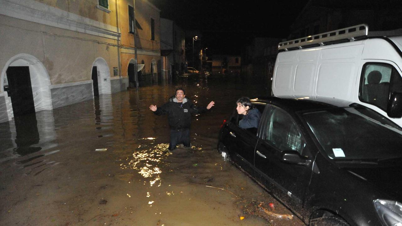 Automobili sott'acqua alla Casaccia (foto di Giò Di Stefano)