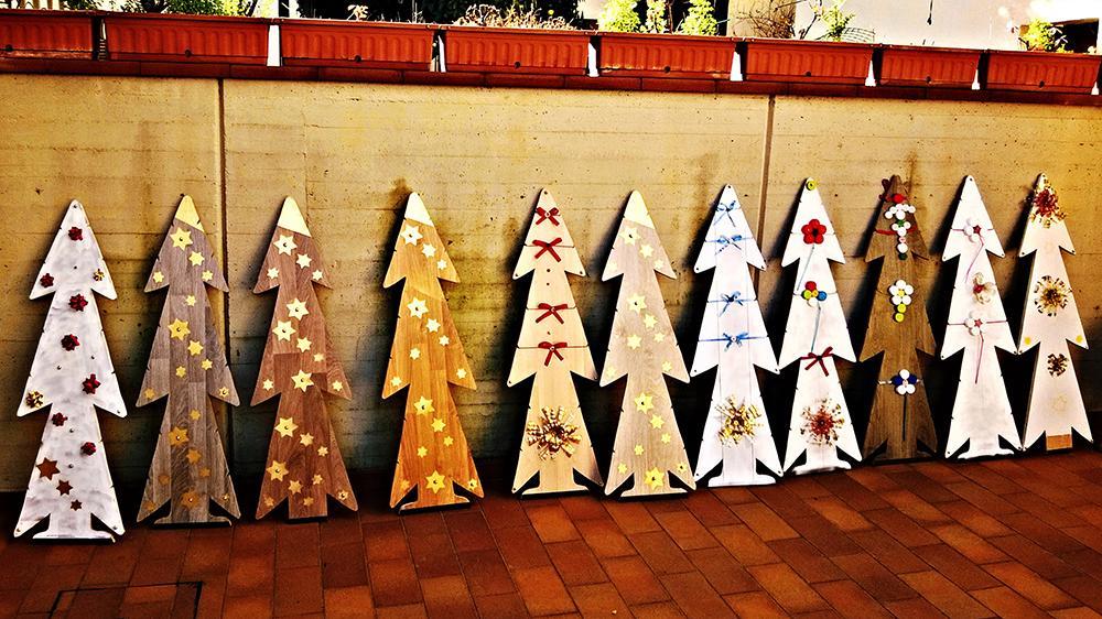 Gli alberi di Natale che verranno installati al Soccorso