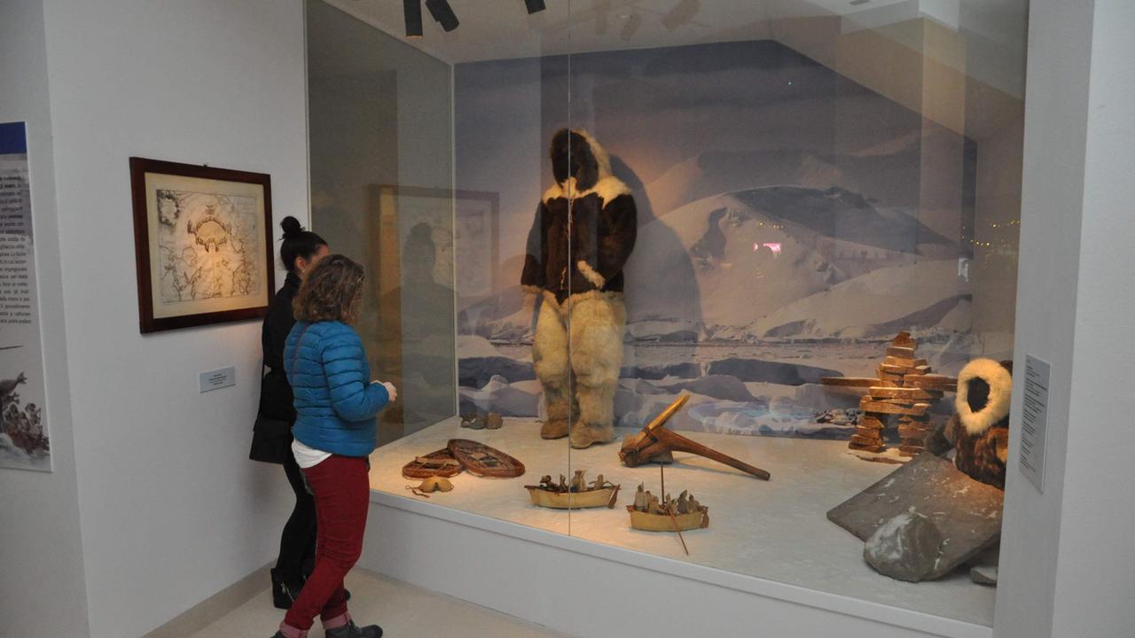 Un momento dell'inaugurazione della mostra (foto Falorni/Silvi)