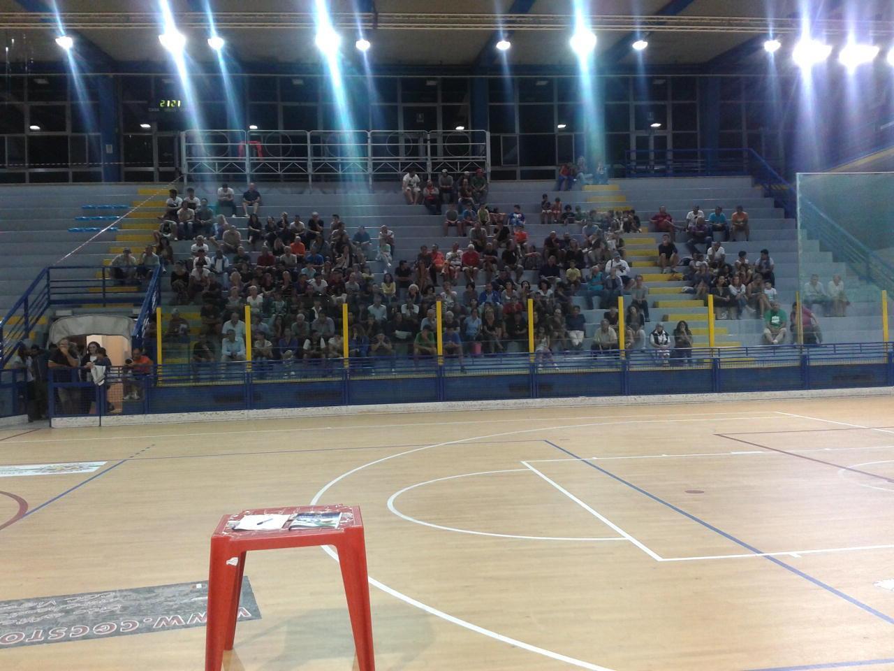 Il palazzetto dello sport di Viareggio