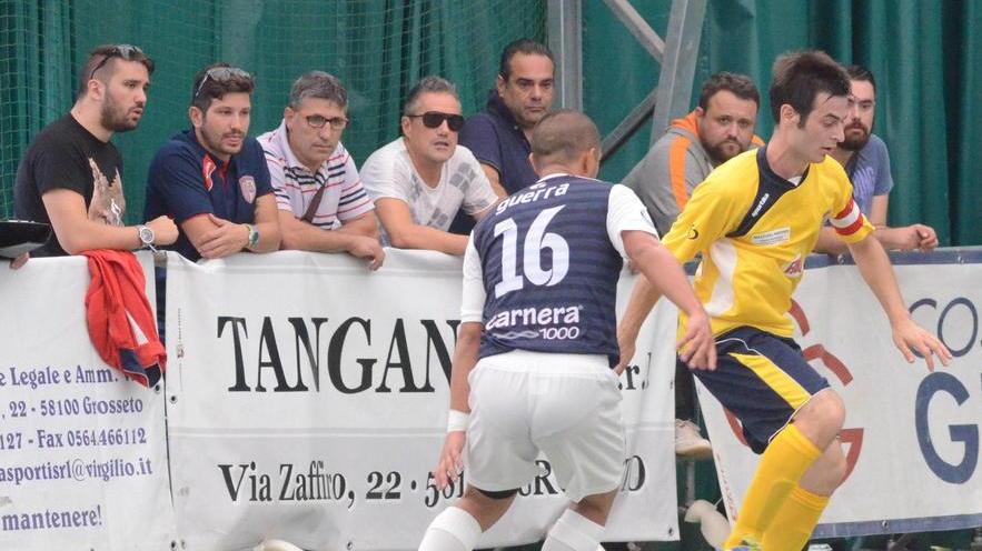 Atlante, in via Austria partita da dentro o fuori