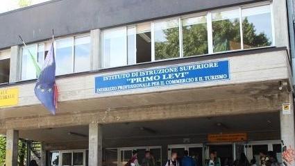Sovraffollamento al Levi Scatta l’ipotesi container
