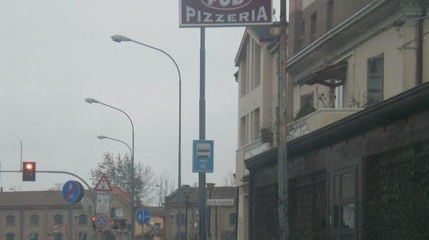 Fumo nell’ex pizzeria, momenti di paura