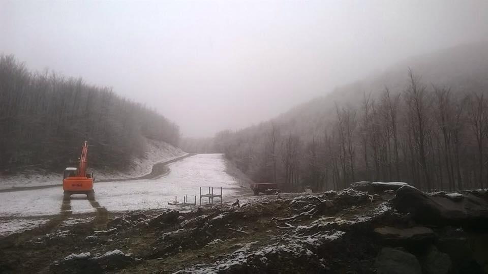 Prima "spolverata" di neve sui nuovi impianti di Febbio
