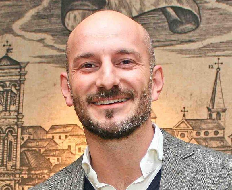 Calvano si tuffa nel congresso «Cambiamo la forma-partito»
