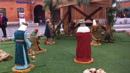 Il presepe allestito l'anno scorso alla stazione
