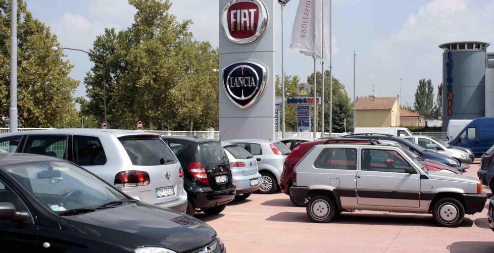La crisi dell’auto continua: immatricolazioni in calo 