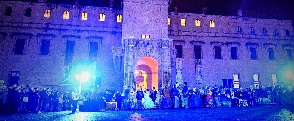 il valzer in piazza martiri