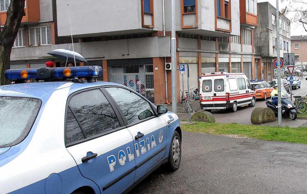 Inseguito a piedi e arrestato con la droga 