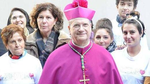 Monsignor Tardelli a Pistoia incontra i malati e i carcerati
