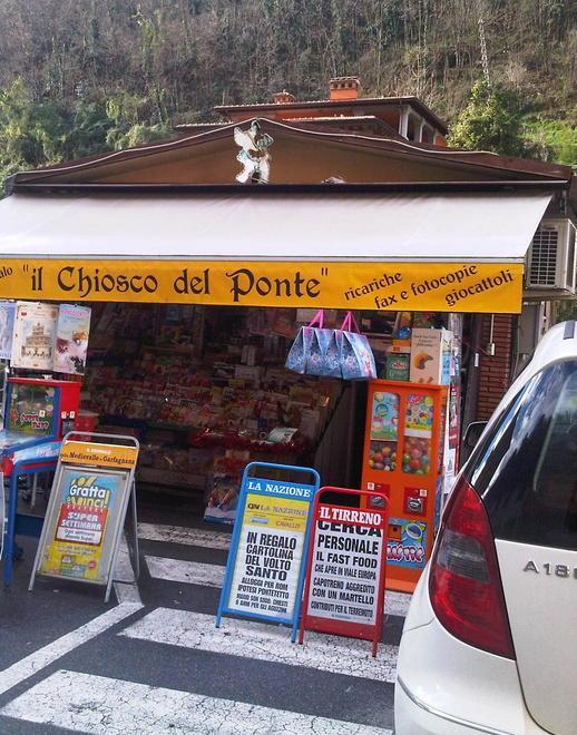Ponte a Serraglio, addio al chiosco che vende giornali 