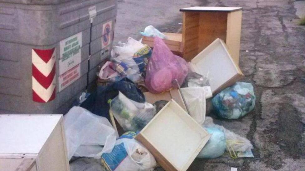 Via Trieste o una discarica?