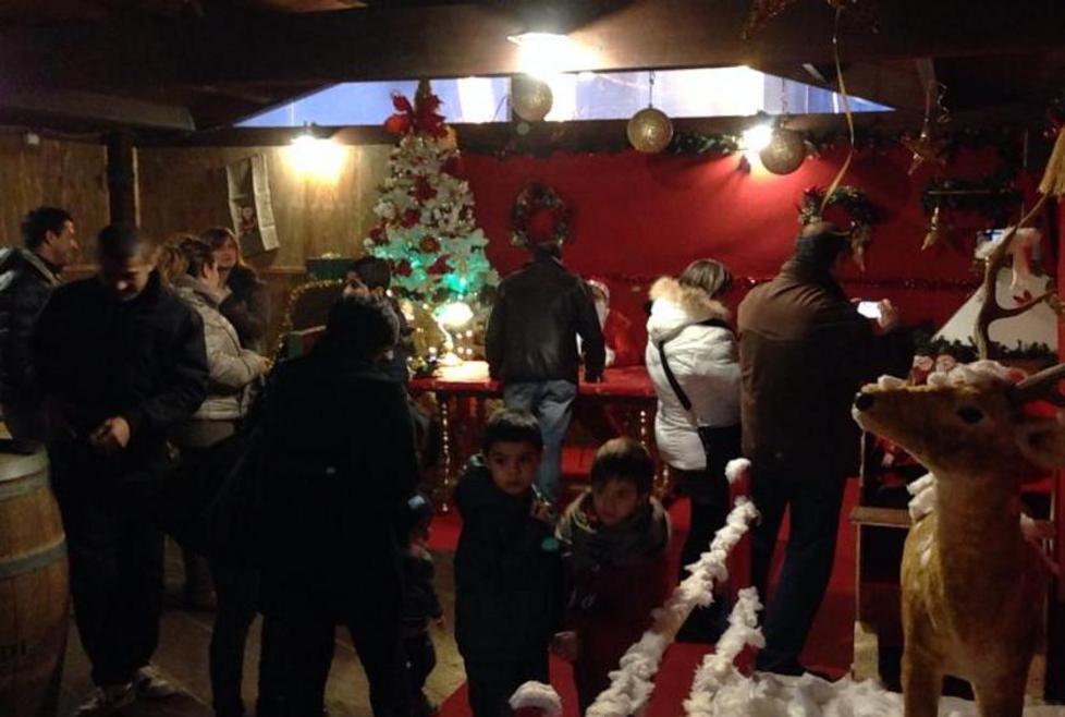 Aria di festa per i più piccoli con la Casa di Babbo Natale