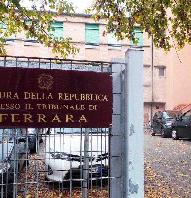 In cella per una mazzetta da 10mila euro 