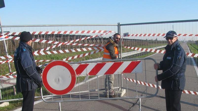 Una nuova frana, chiusa la strada