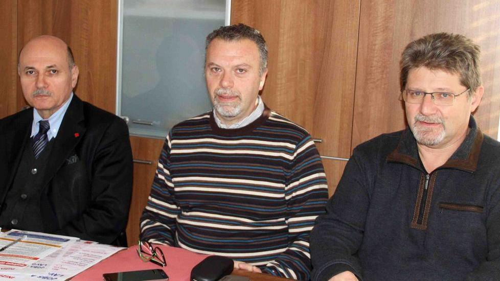 Cgil e Uil venerdì in piazza «Peccato non essere in 3»