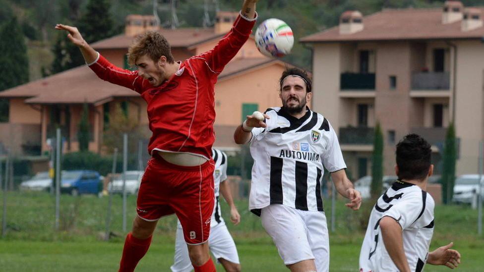 Viareggio-Seravezza confermata allo stadio dei Pini