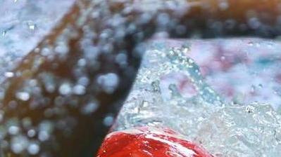 Jessica, 18 anni e un cuore a metà tra Versilia e Perù