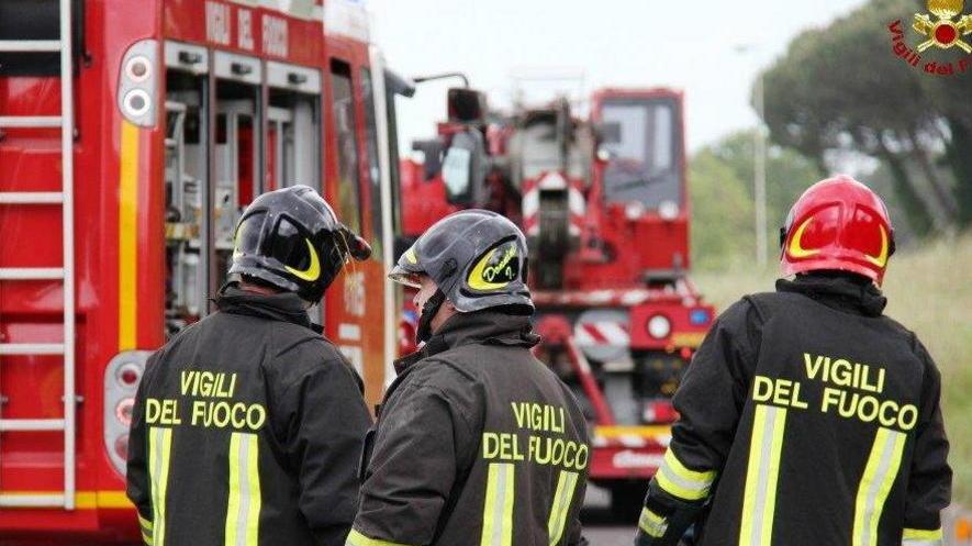 Vigili del fuoco sul piede di guerra