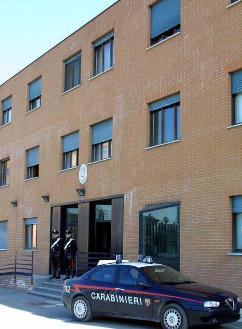 Minaccia di morte i carabinieri 