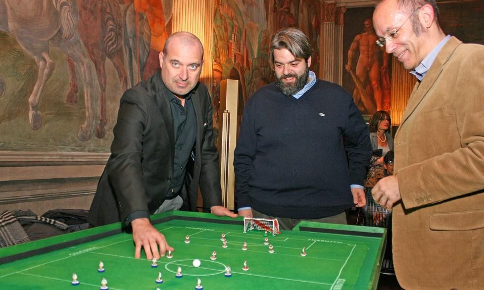 «Renzi di punta, Boschi in regia» 