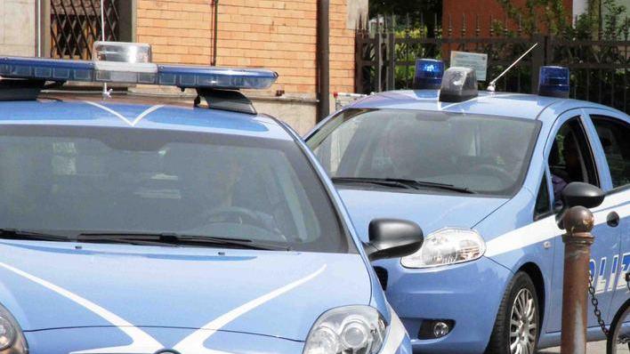 Ruba nella casa dove era ospitata
