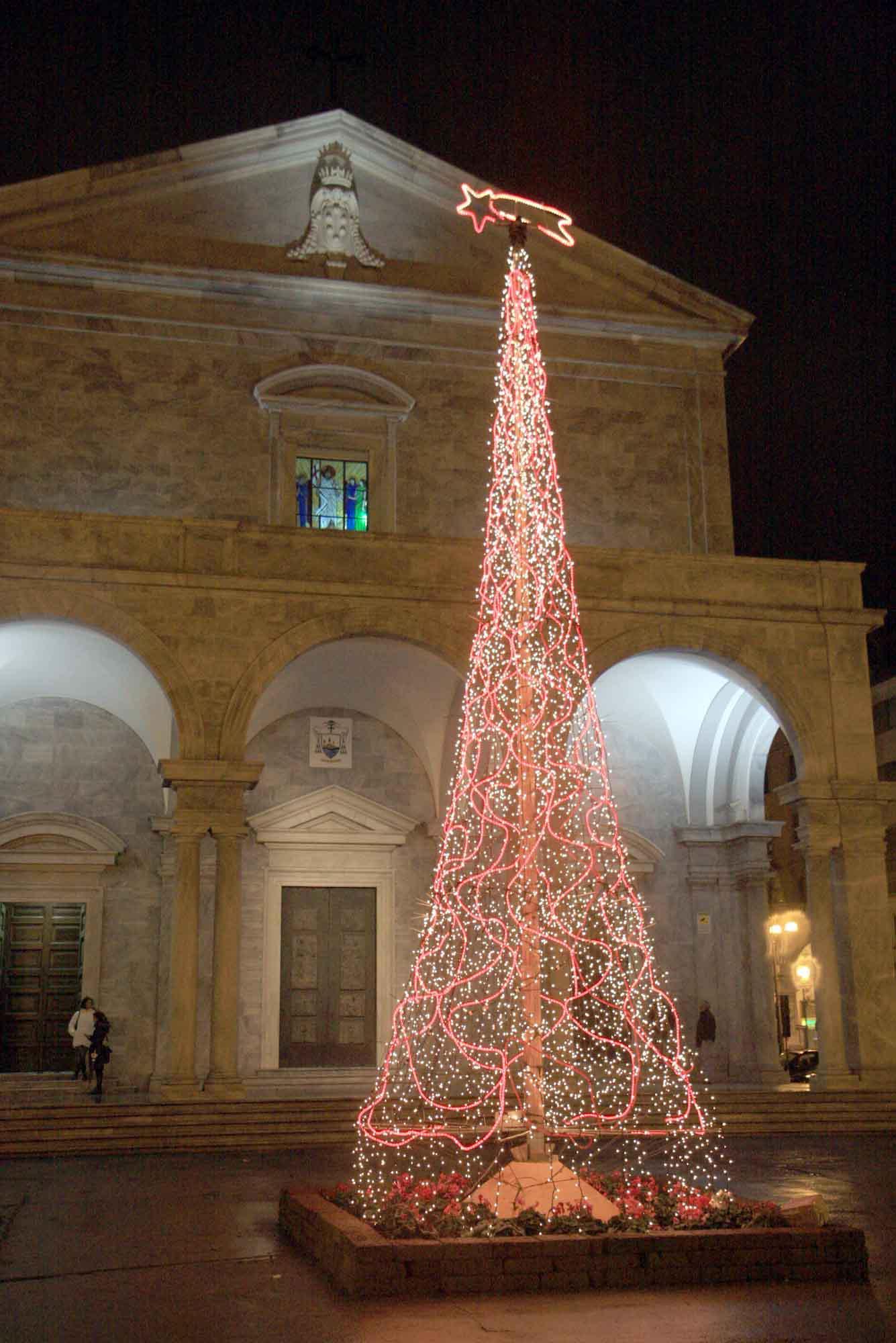 L'albero di Natale in piazza Grande a Livorno nel dicemb re 2010
