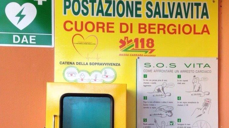 La postazione per il defibrillatore