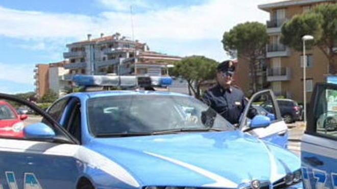 Anziana scippata in Borgo Cappuccini scooterista in fuga con 50 euro e telefonino