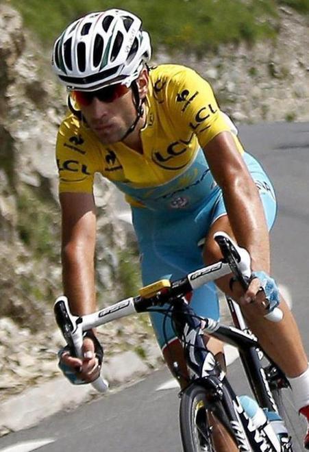 Astana, c’è la licenza. L’Uci: «Ma non è finita»