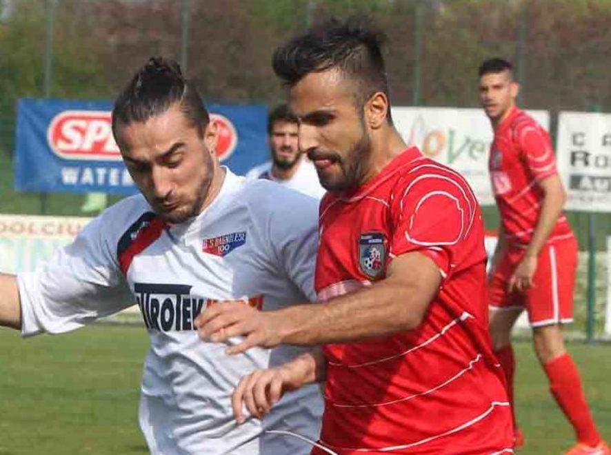 Gli mancavano il calcio e la maglia della Folgore 
