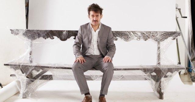 Il canatante Peppe Voltarelli