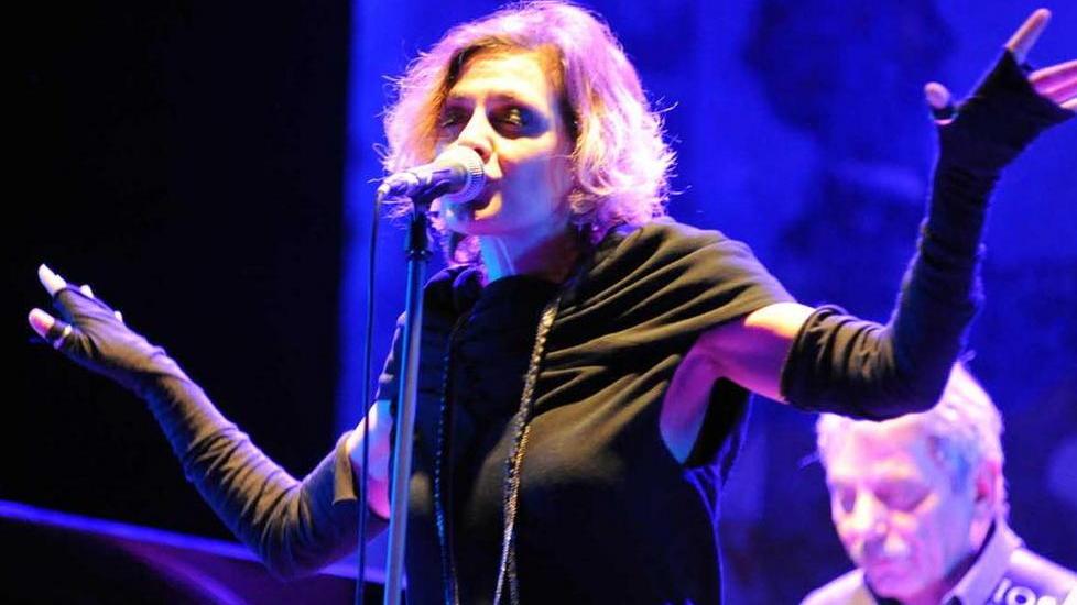Irene Grandi in chiesa per i più bisognosi