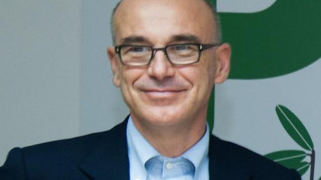 Soru e gli altri eurodeputati «Basta vantaggi alle low cost»