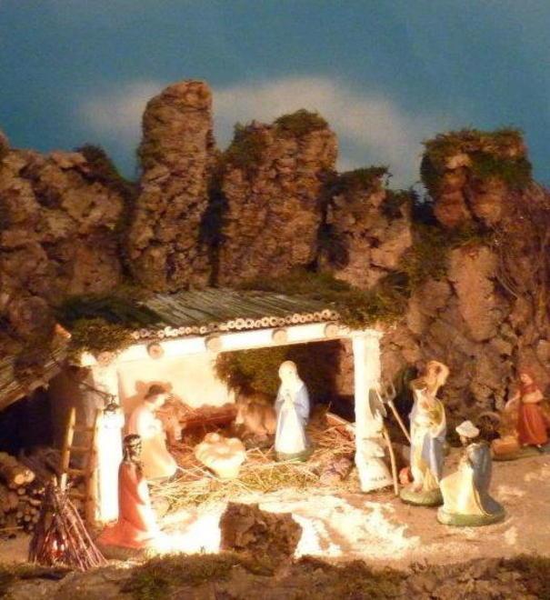 Un presepe lungo sei metri realizzato sotto il tetto 