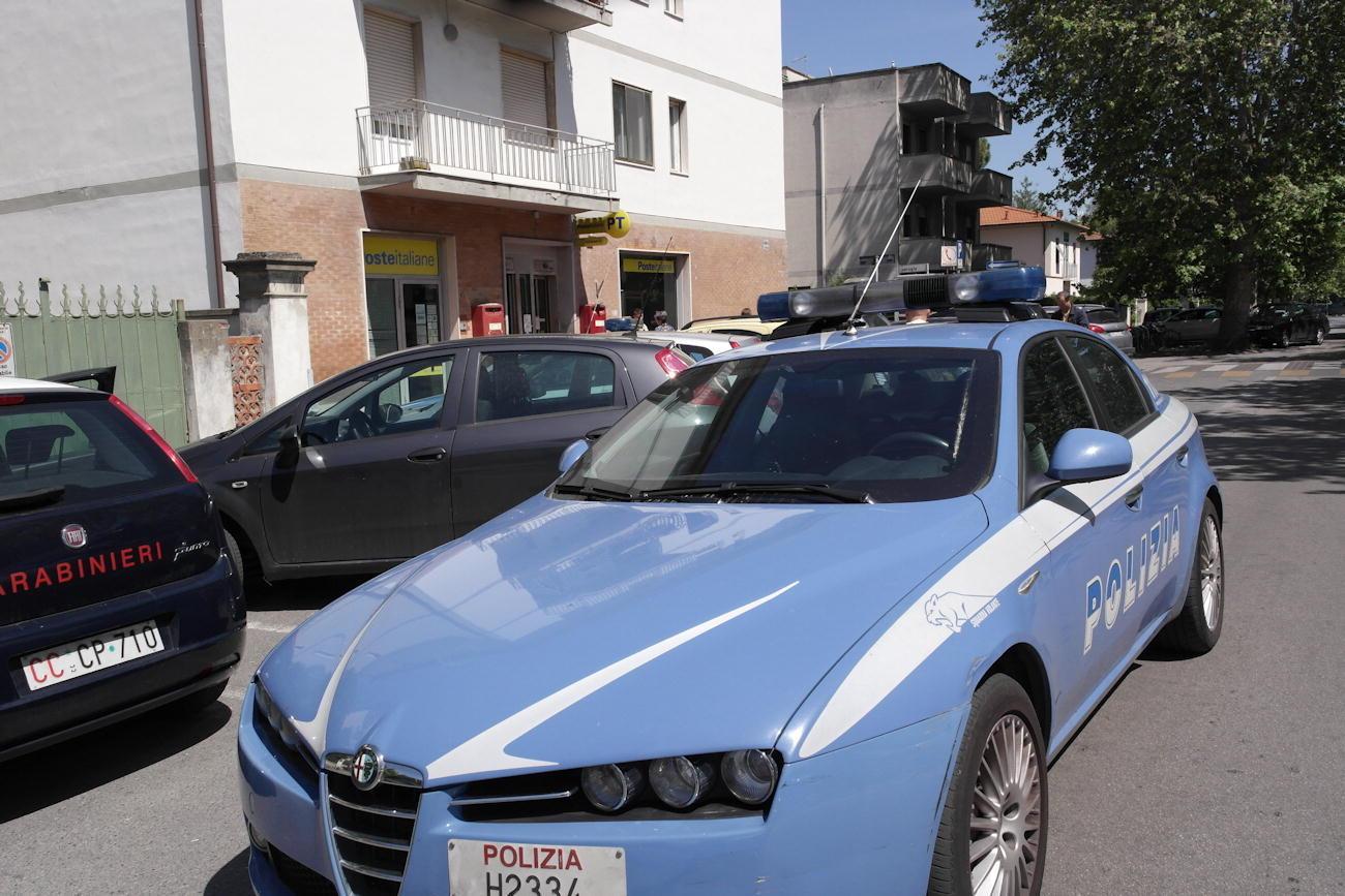Una volante della polizia