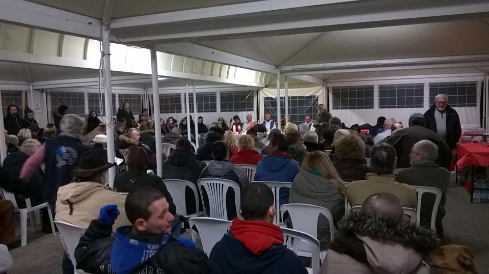 Messa di Natale per i senzatetto alla stazione