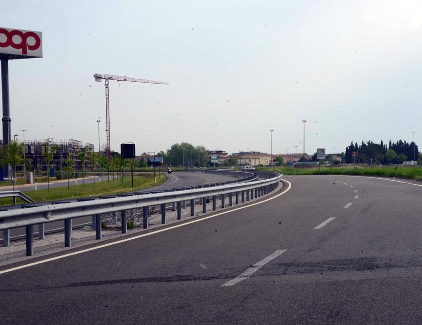Uno scorcio della strada di Patto (foto Franco Silvi)