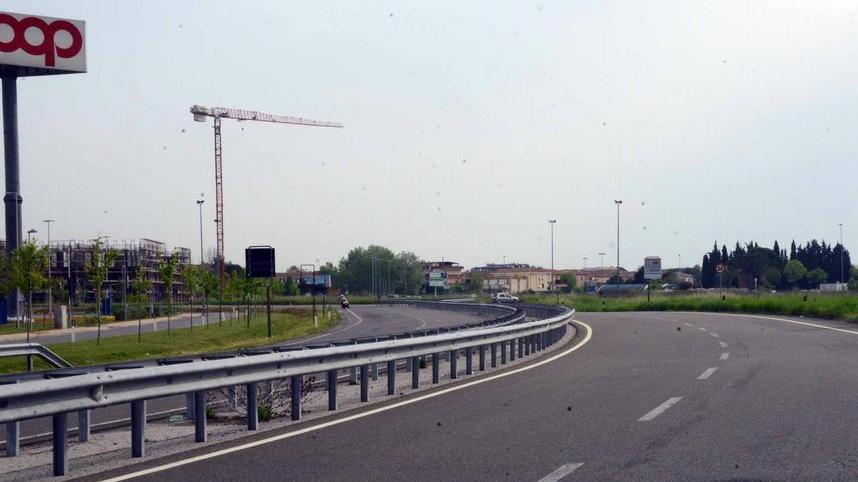 Uno scorcio della strada di Patto (foto Franco Silvi)