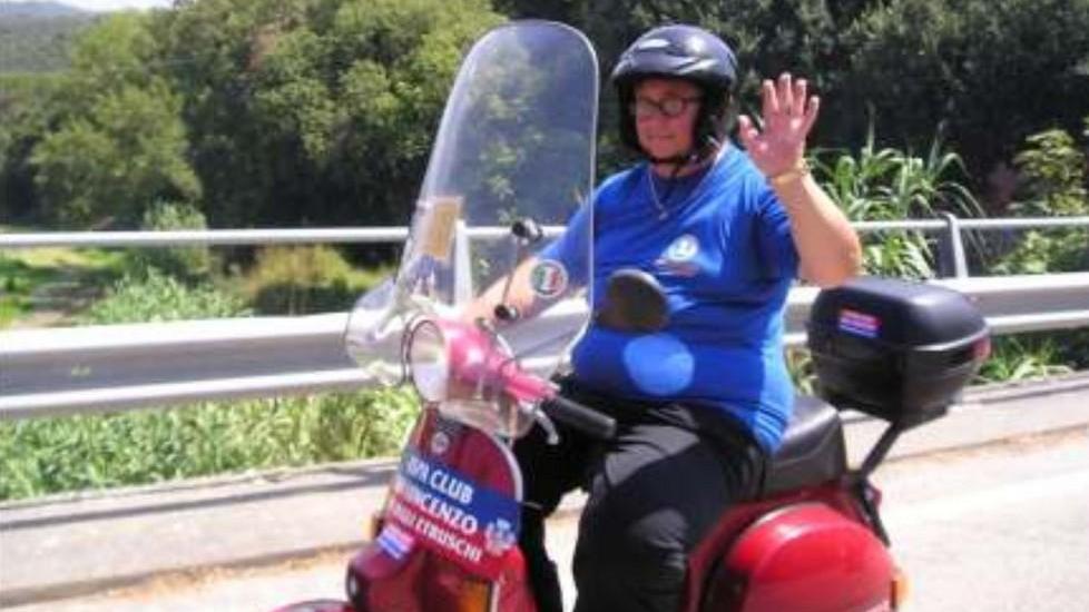 In Vespa il viaggio di una vita difficile