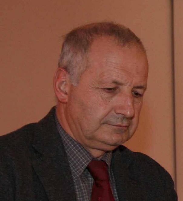 Pagamenti in ritardo ai gruppi dei tappetari di Camaiore