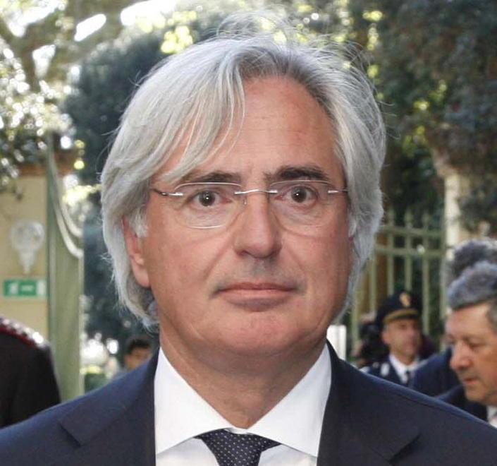 Guerra delle... fogne per non fare costruire il centro commerciale 