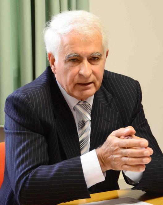 Mastio rieletto alla carica di presidente 